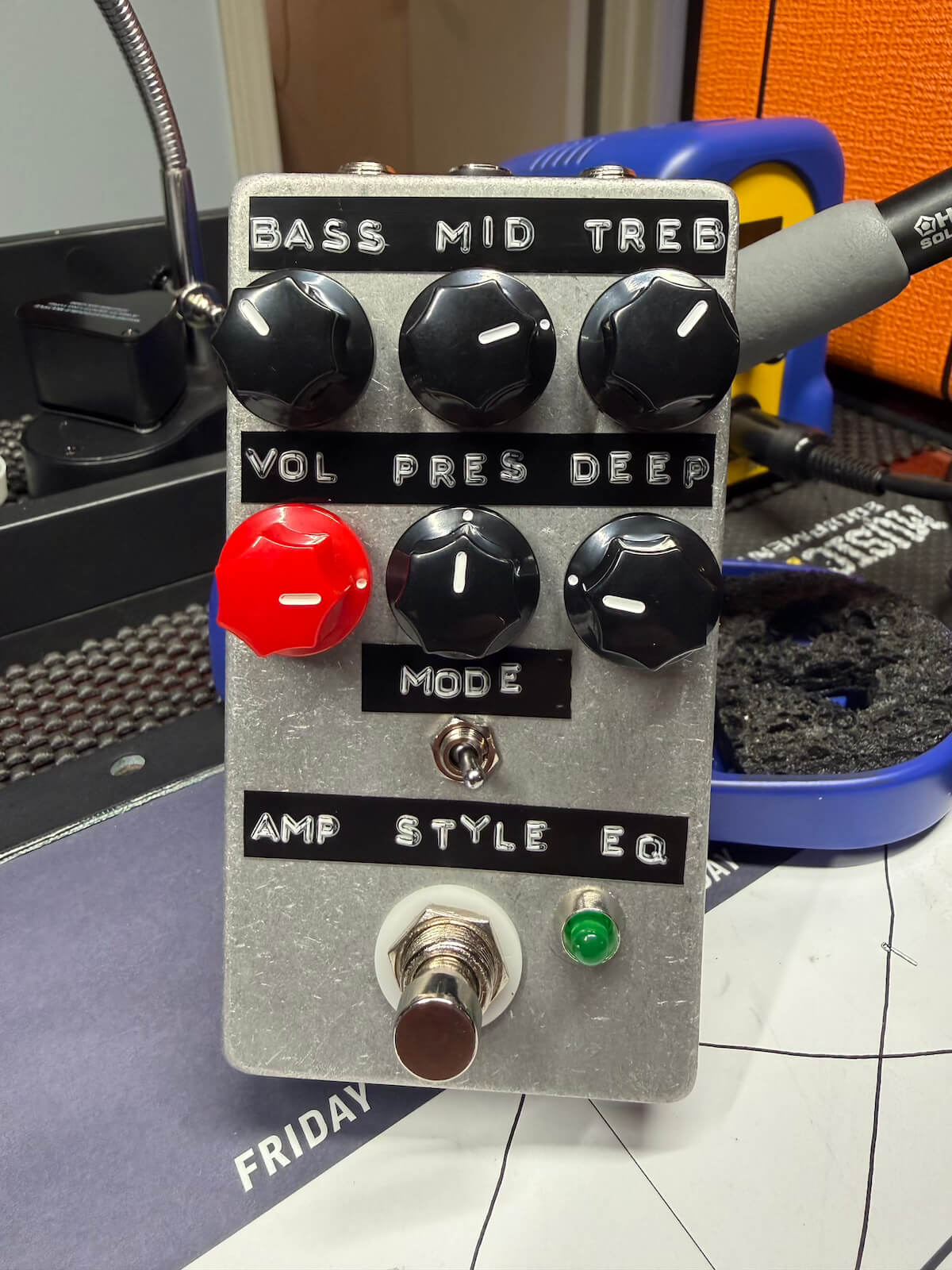 Finished Seaweed Fuzz pedal